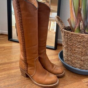Sabrina Frye campus boots